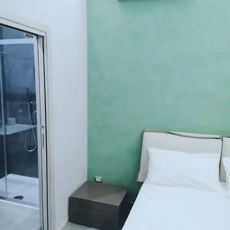 Oda ve Kahvaltı Gians