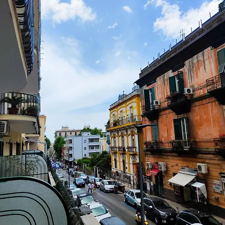 Gians Alojamento de Acomodação e Pequeno-almoço Nápoles