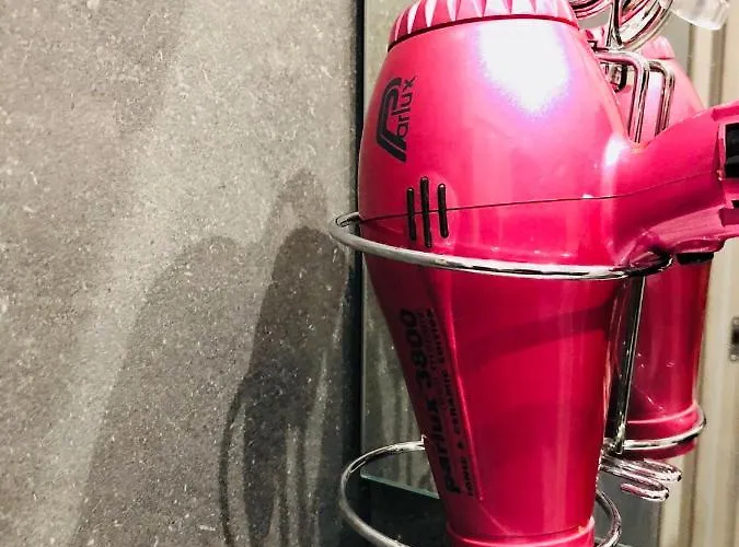 Alojamento de Acomodação e Pequeno-almoço Gians Nápoles