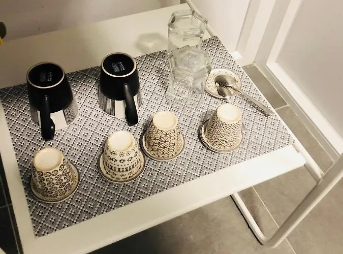 Alojamento de Acomodação e Pequeno-almoço Gians Nápoles